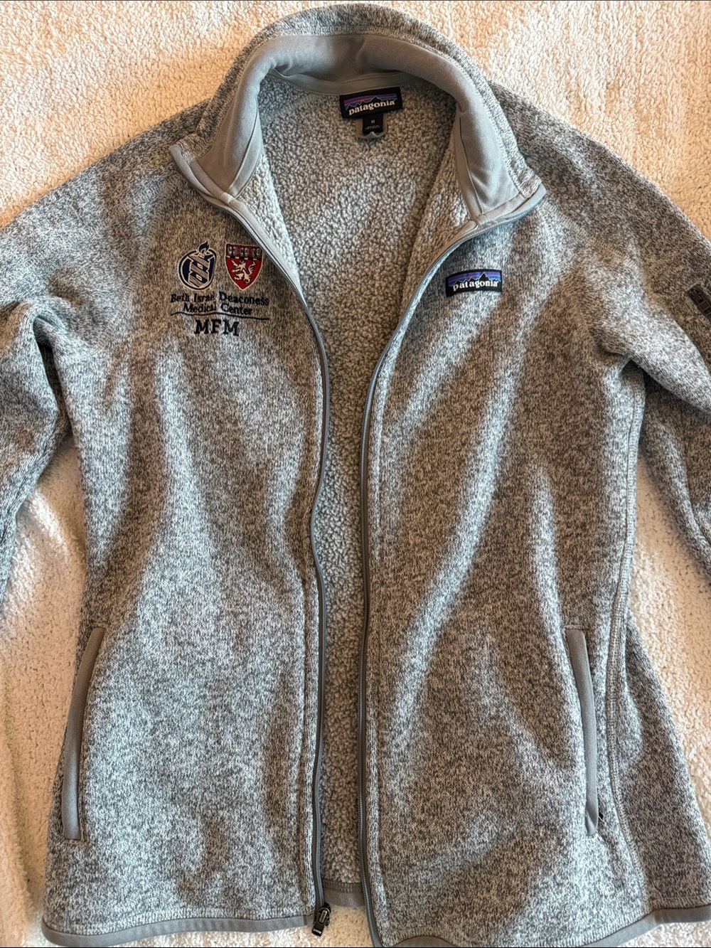 Patagonia Light Heather Gray Women’s Sherpa Jacket